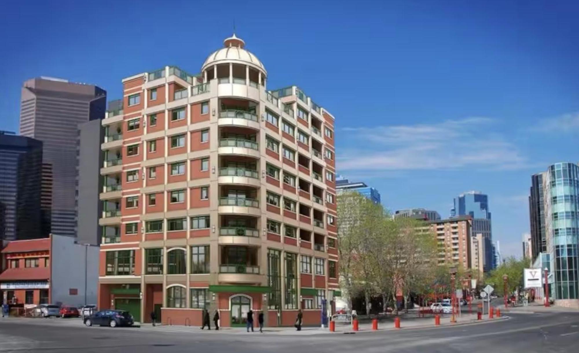 Stunning 1 Bedroom Condo In Calgary With Riverview Exterior photo